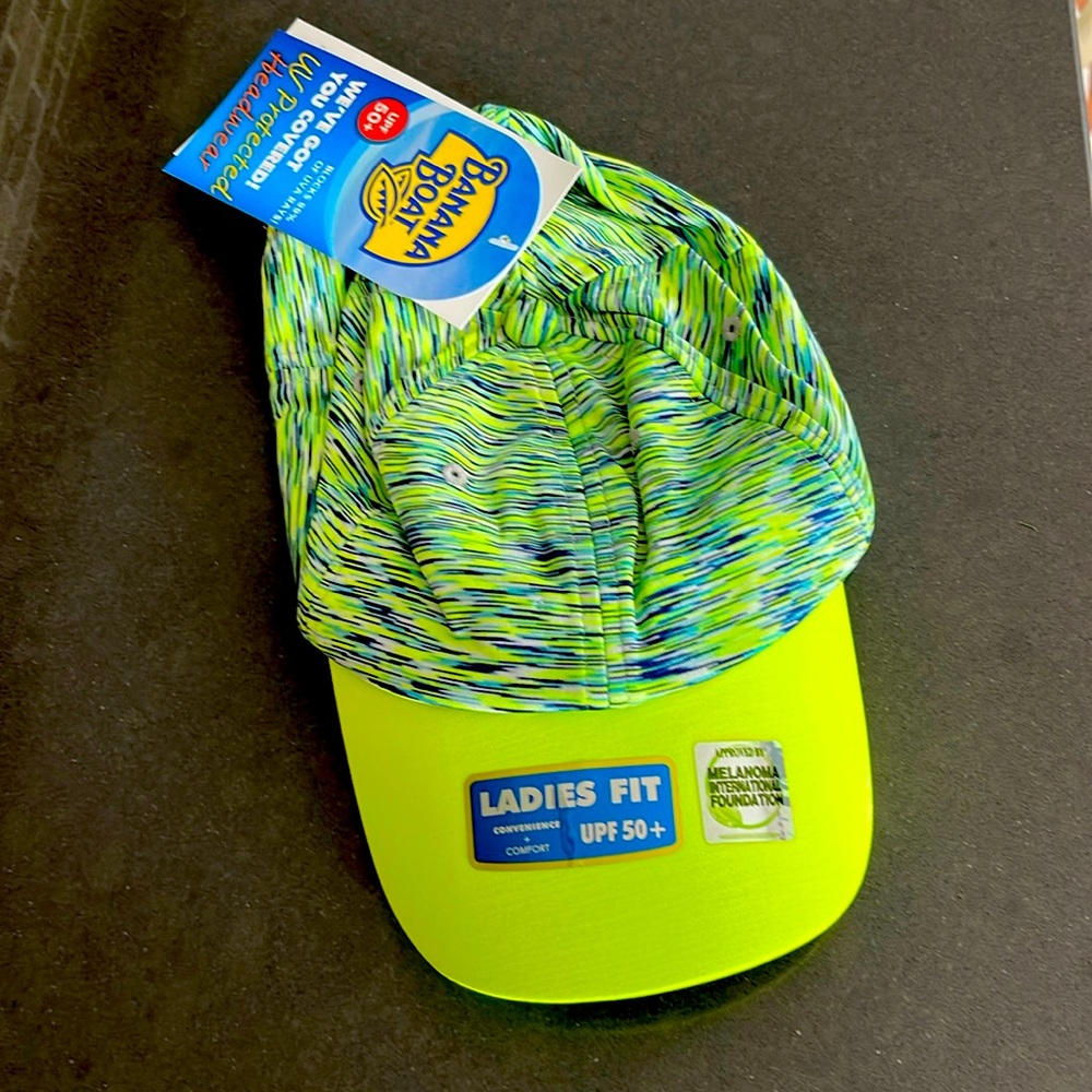 NWT-BANANA BOAT UPF50+ UV PROTECTED HAT. NEON & BLUE. Hook & Loop Close.